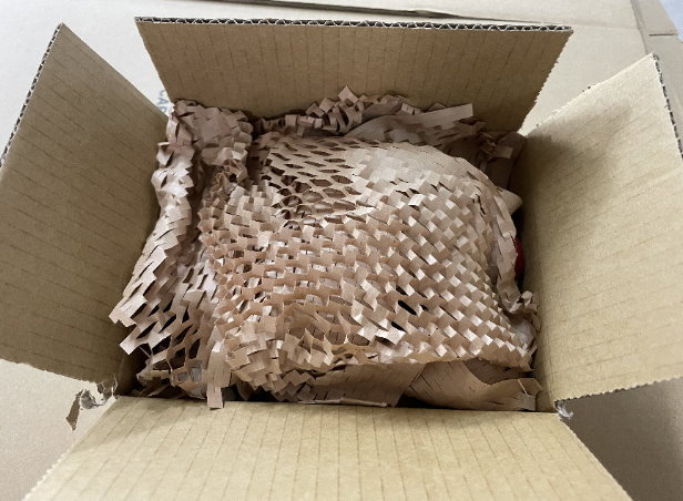 a11q-56944-packing-photos-_1_.jpg